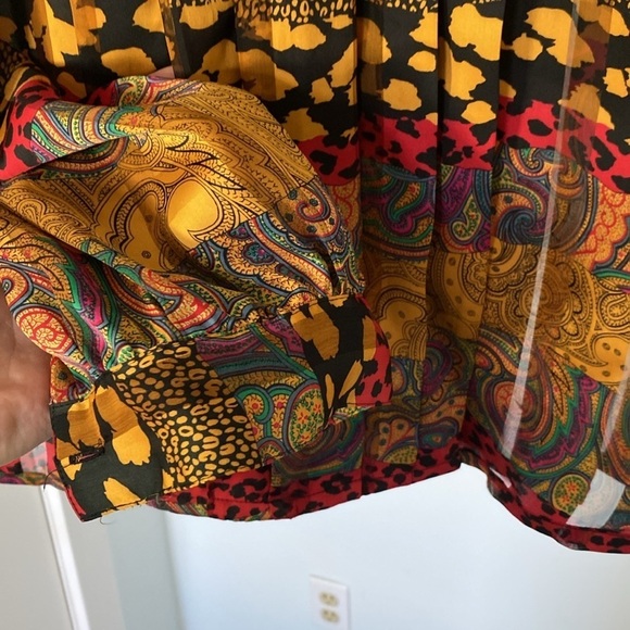 Vintage Nicola Back Button Up Blouse Size 12 - Picture 4 of 9